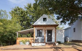 Mustard Seed B&B On The Llano